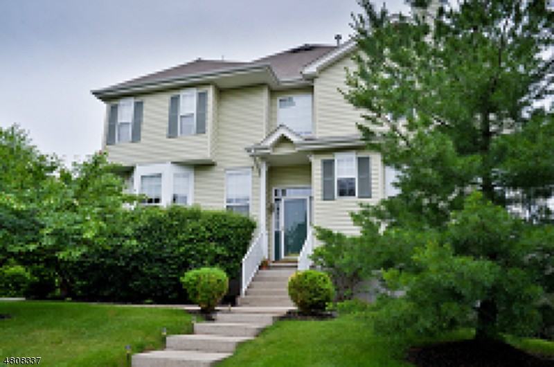 1 Worthington Terrace - Photo 2 of 24