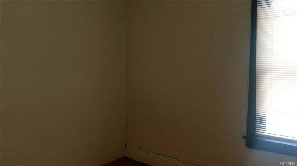 224 Pershing Ave - Photo 3 of 4