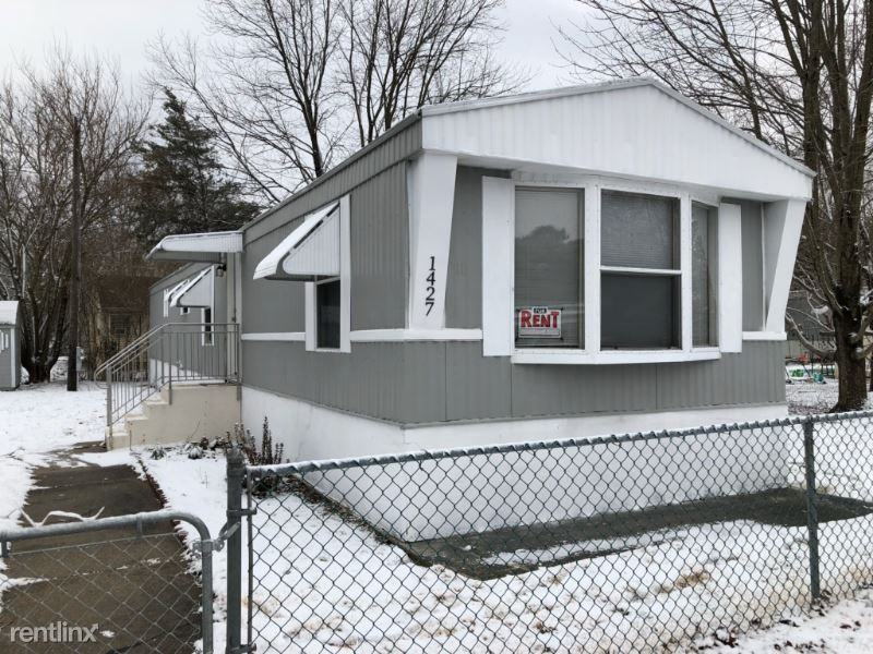 1427 Spring Garden Rd - Photo 2 of 15