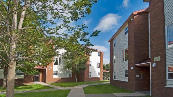Blackshire Court - Photo 2 of 8