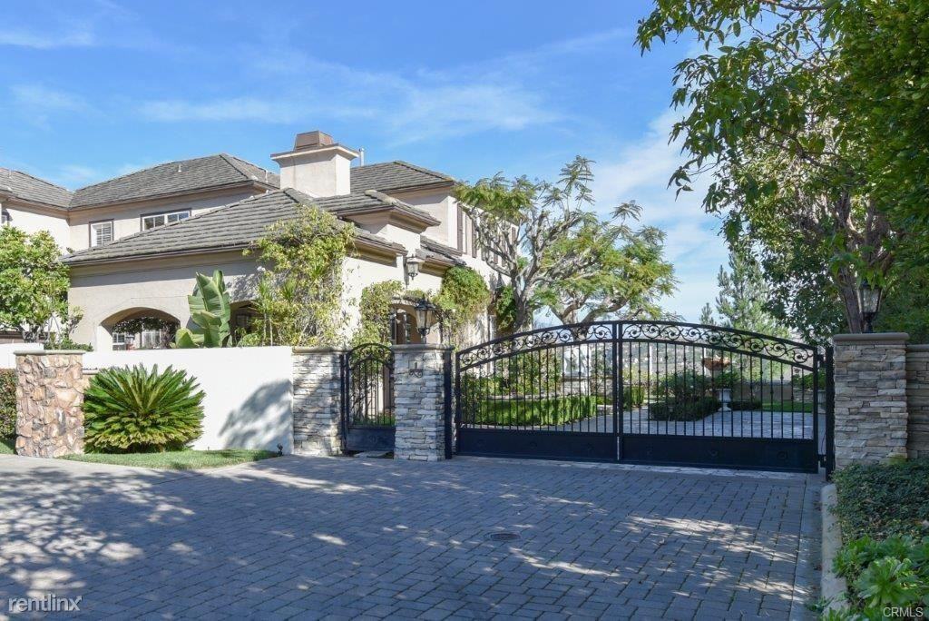 1 Rochelle - Photo 2 of 41