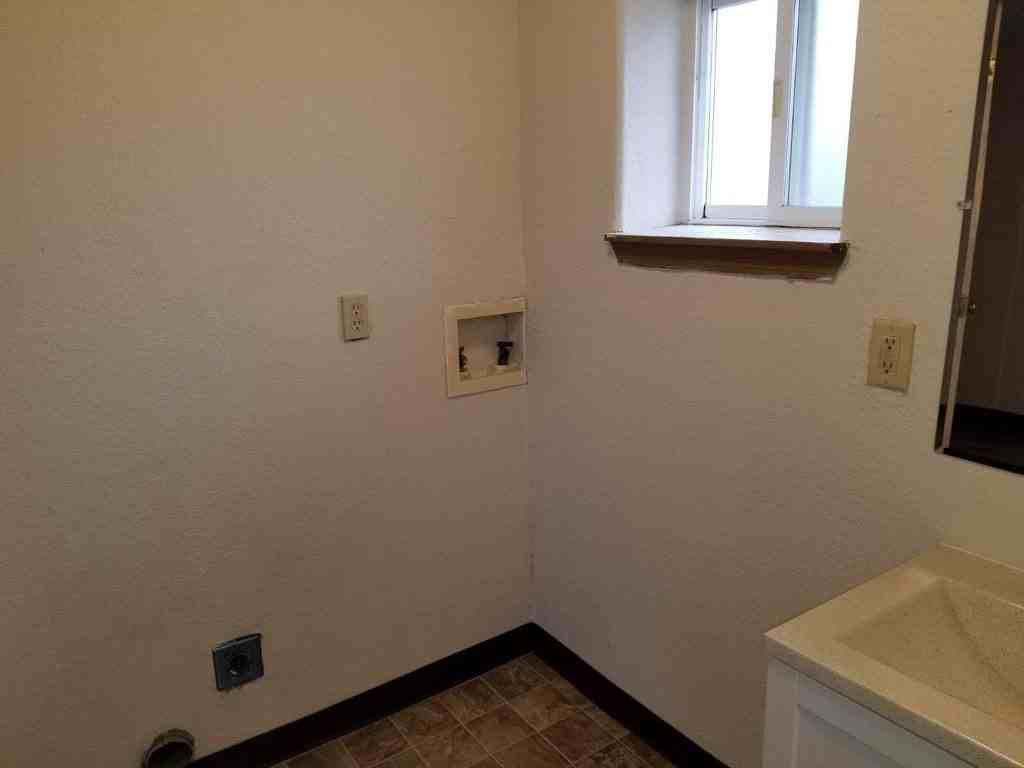 414 East A Street - Photo 3 of 10