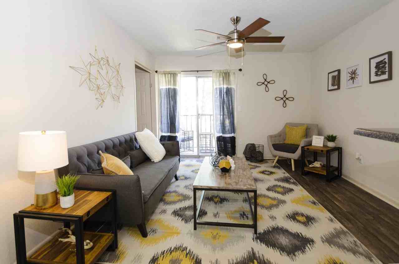 The Atlantic Sweetwater (fka Dunfield Place) Apartments 3525 Club Dr