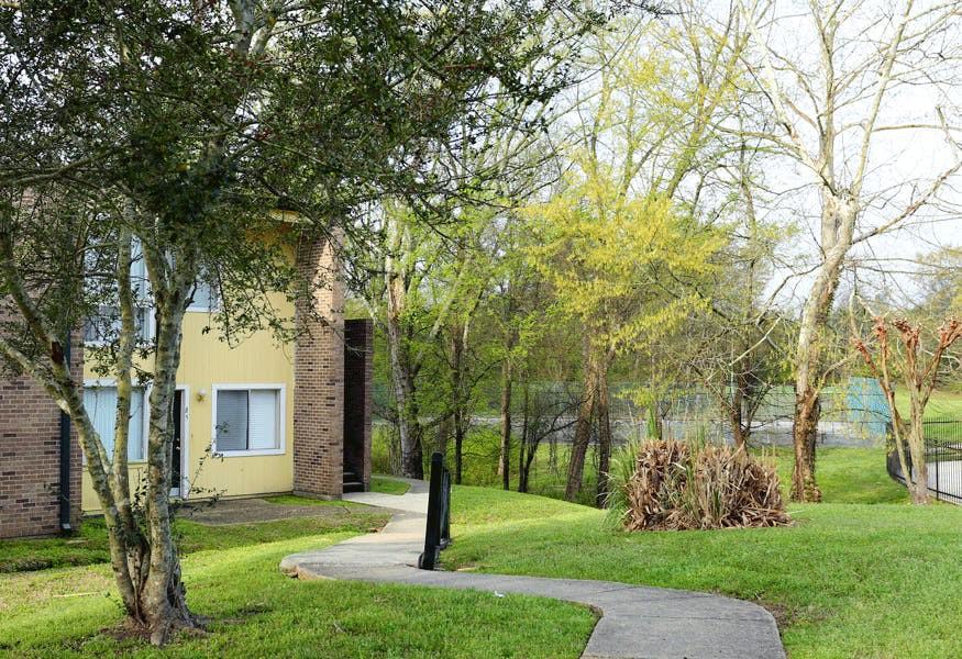 North Gate Apartments - Photo 2 of 11