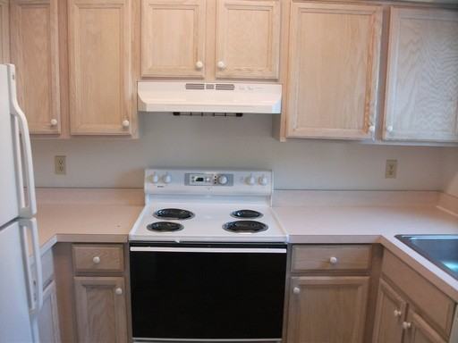 7818 SE Stephanie Ct - Photo 2 of 9