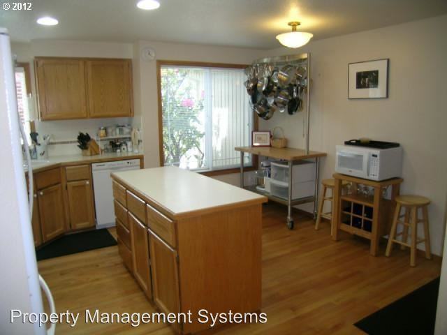7108 SW 99th Pl - Photo 3 of 8