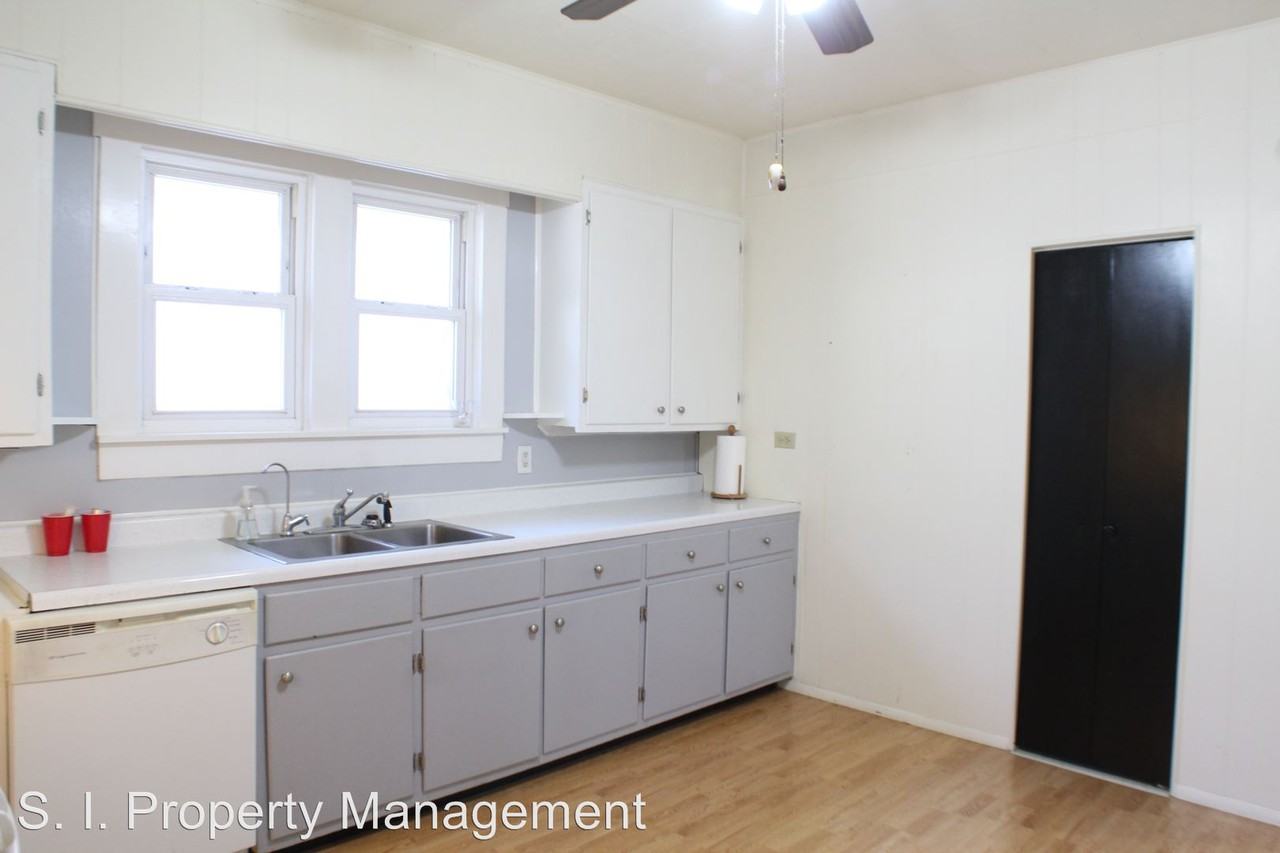 623 N 14th St - Photo 3 of 17