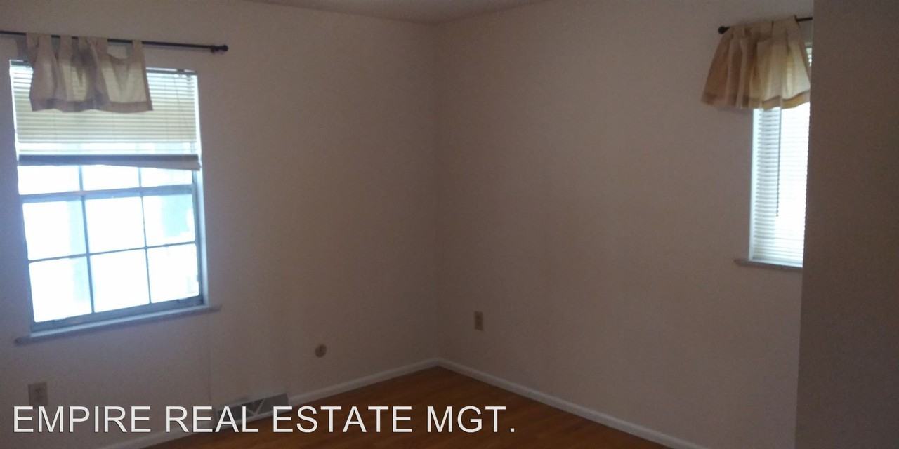 12 Evergreen Ave - Photo 2 of 12