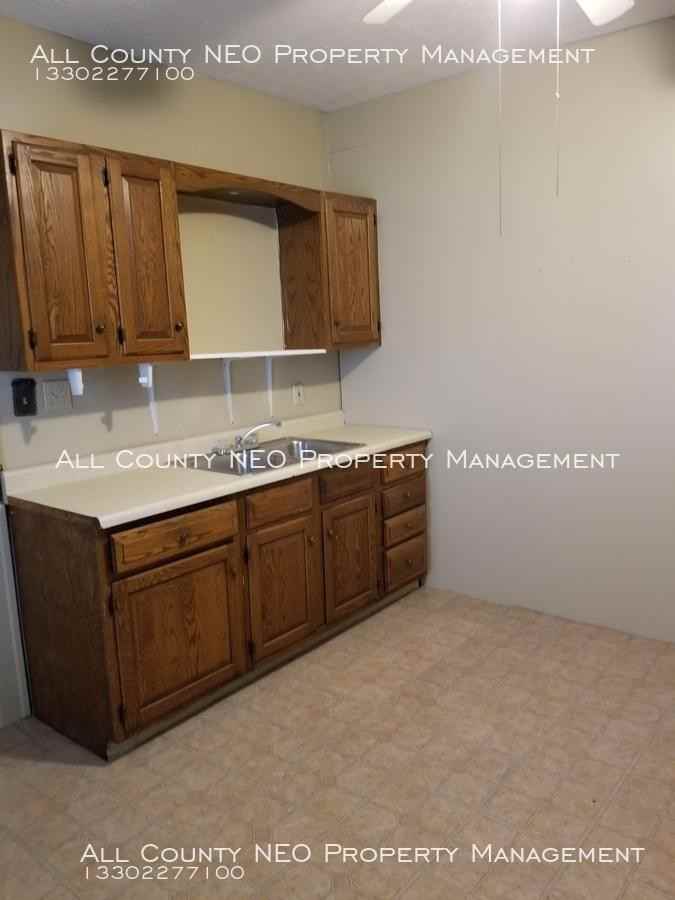 25 Grandview Ave - Photo 3 of 5