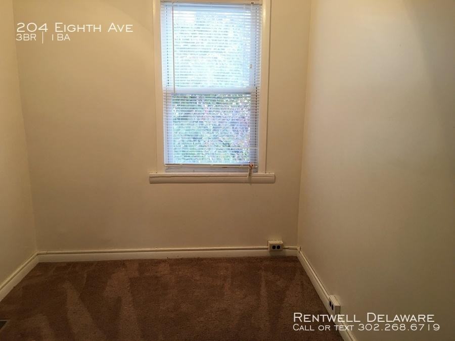 204 8th Ave - Photo 2 of 20