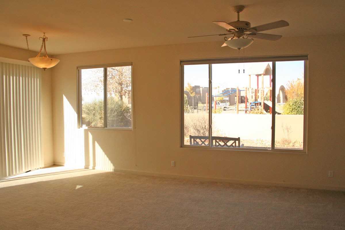 3 Autumn Light Pl - Photo 2 of 20