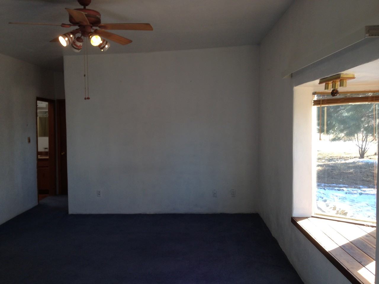 579 Baca Ln - Photo 3 of 8