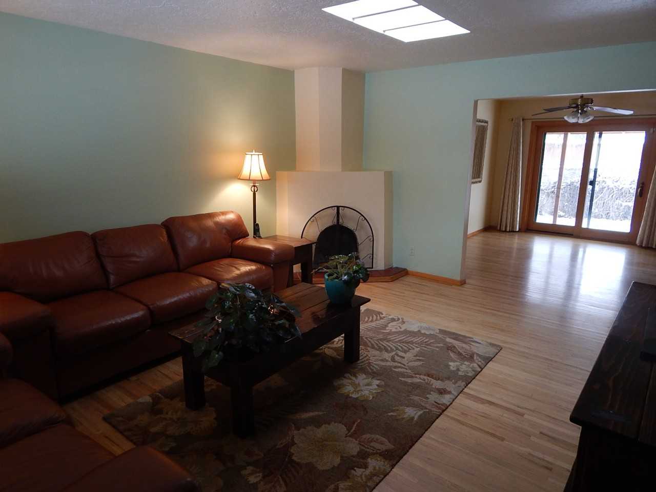 208 Las Mananitas St - Photo 3 of 31