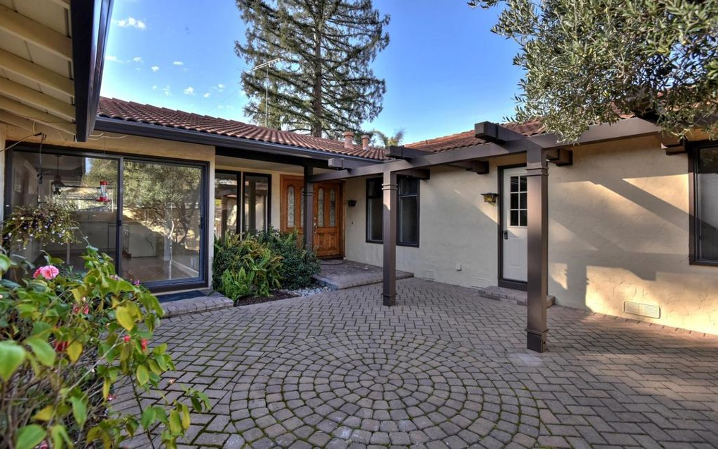 252 Marchmont Ct - Photo 3 of 19