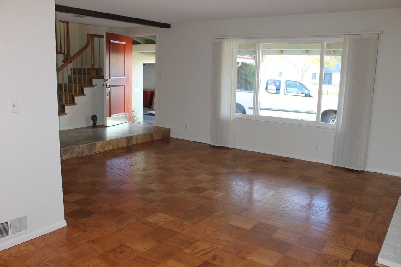 1508 Condor Way - Photo 3 of 15