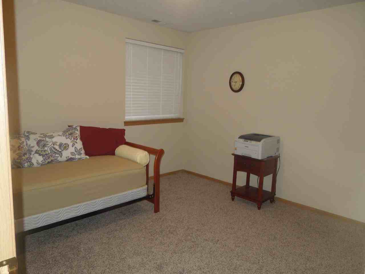 4636 Twain St - Photo 3 of 6