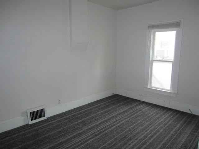 943 E Delmar St - Photo 4 of 5