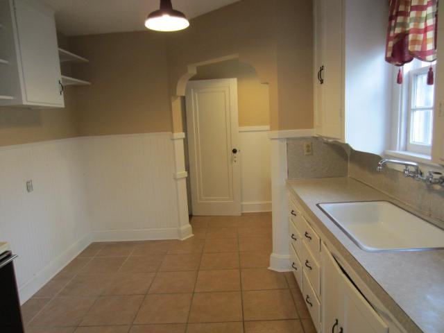 1100 E Loren St - Photo 3 of 6