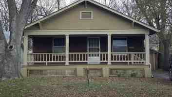 featured image of 1210 S Florence Ave