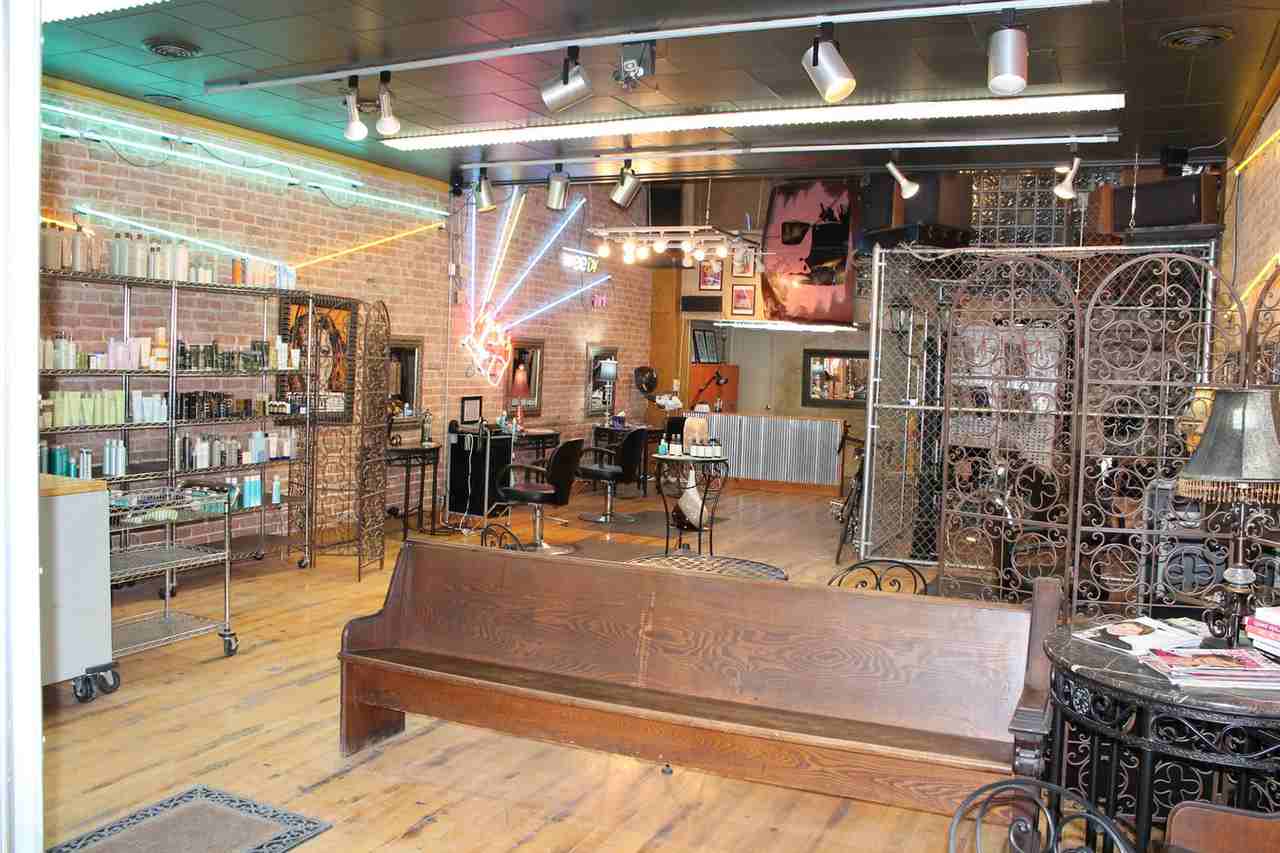 614 St Joseph St - Photo 2 of 12