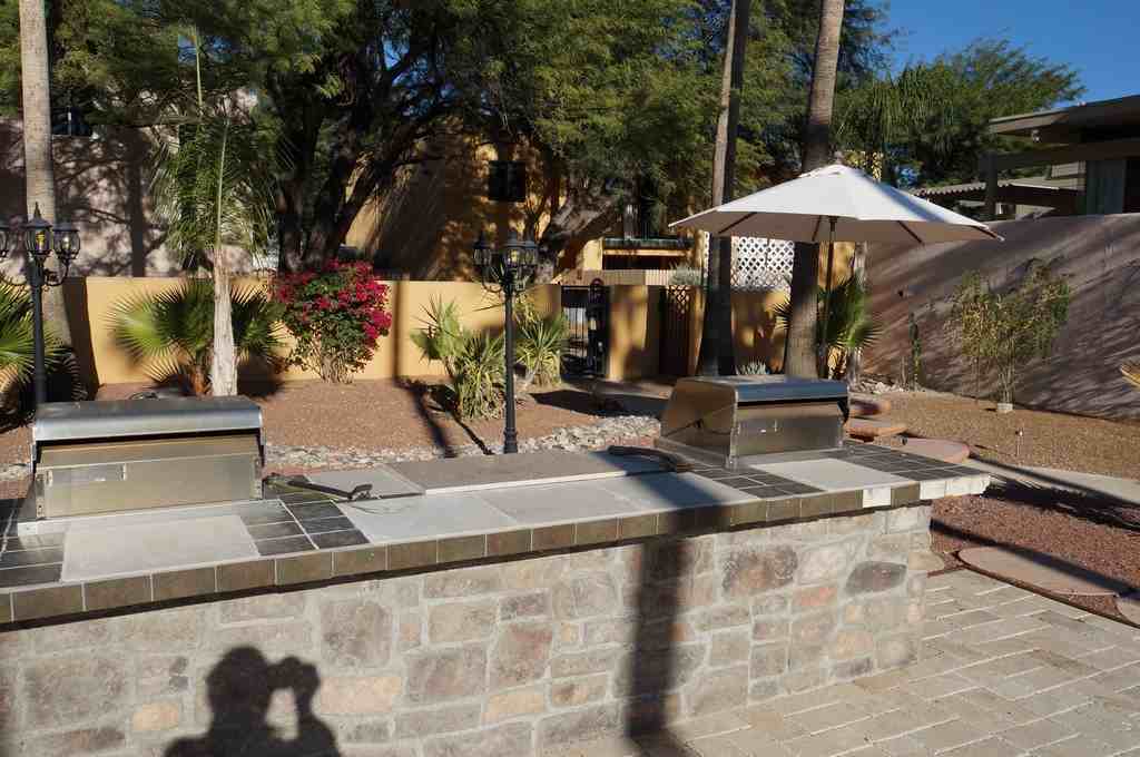 5803 N Camino Esplendora - Photo 2 of 17