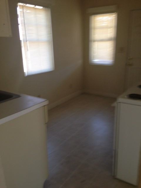 741 E 1St St - Photo 3 of 5