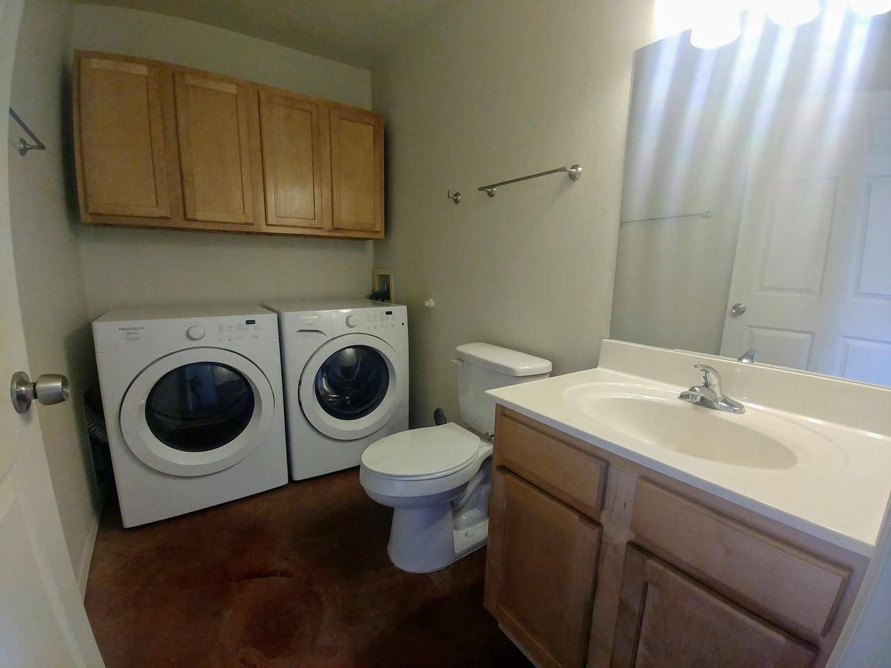 900 Griegos Rd Nw Bldg D - Photo 7 of 17