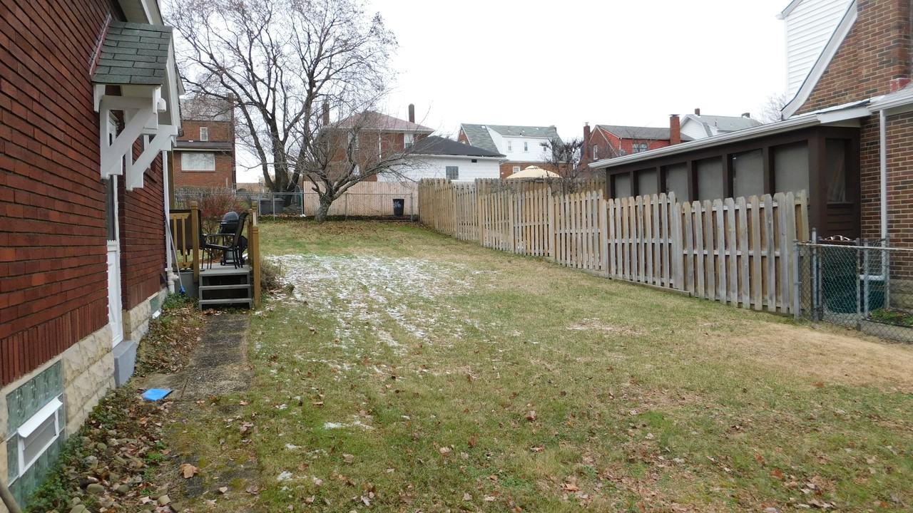 1316 Justine St - Photo 2 of 6