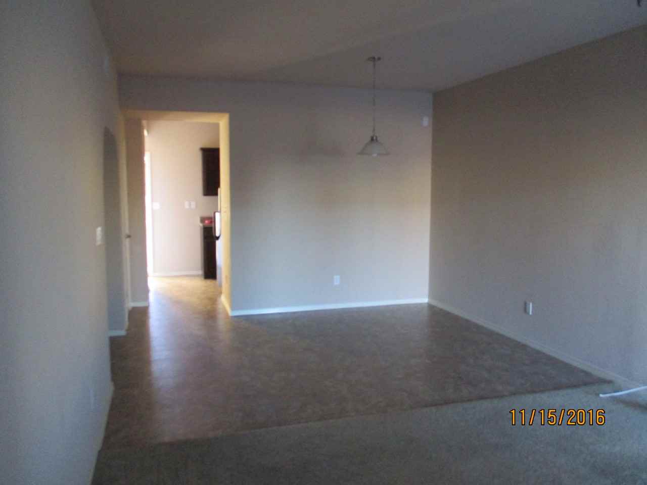 14313 Gil Reyes Dr - Photo 2 of 7