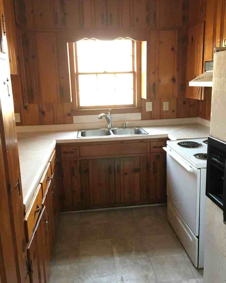 203 E Dixie Hwy - Photo 2 of 5