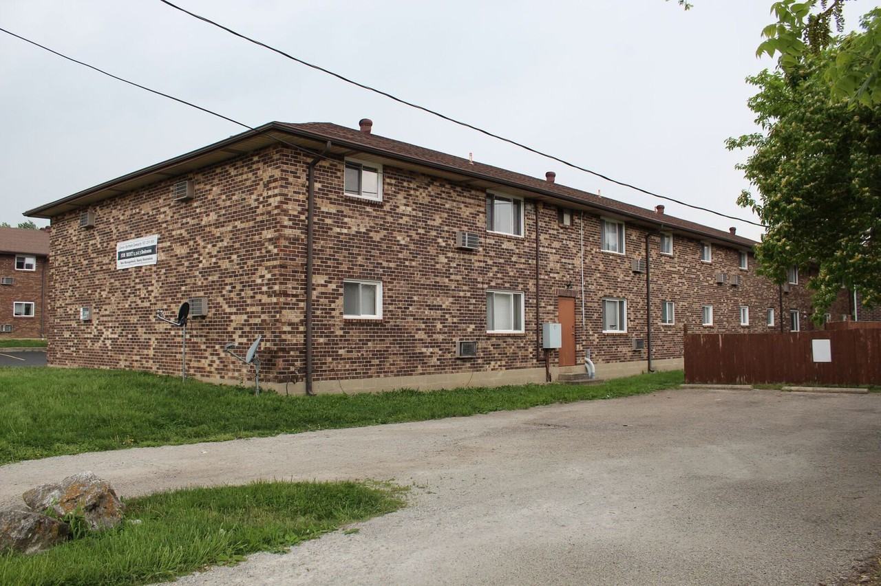 420 Bellbrook Ave - Photo 2 of 8