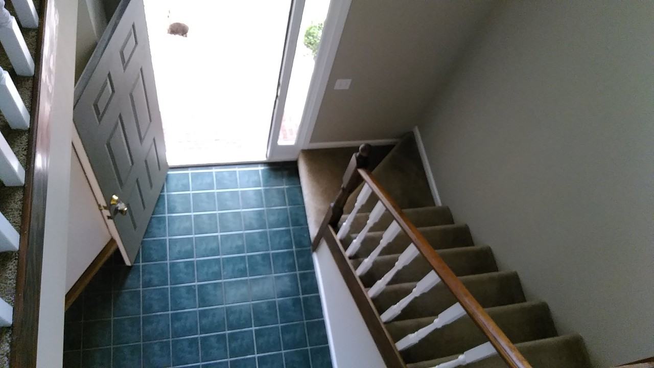 104 Pineridge Dr - Photo 3 of 29