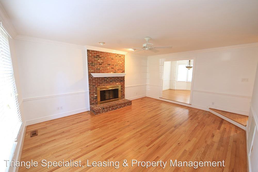 2217 Brisbayne Cir - Photo 2 of 11