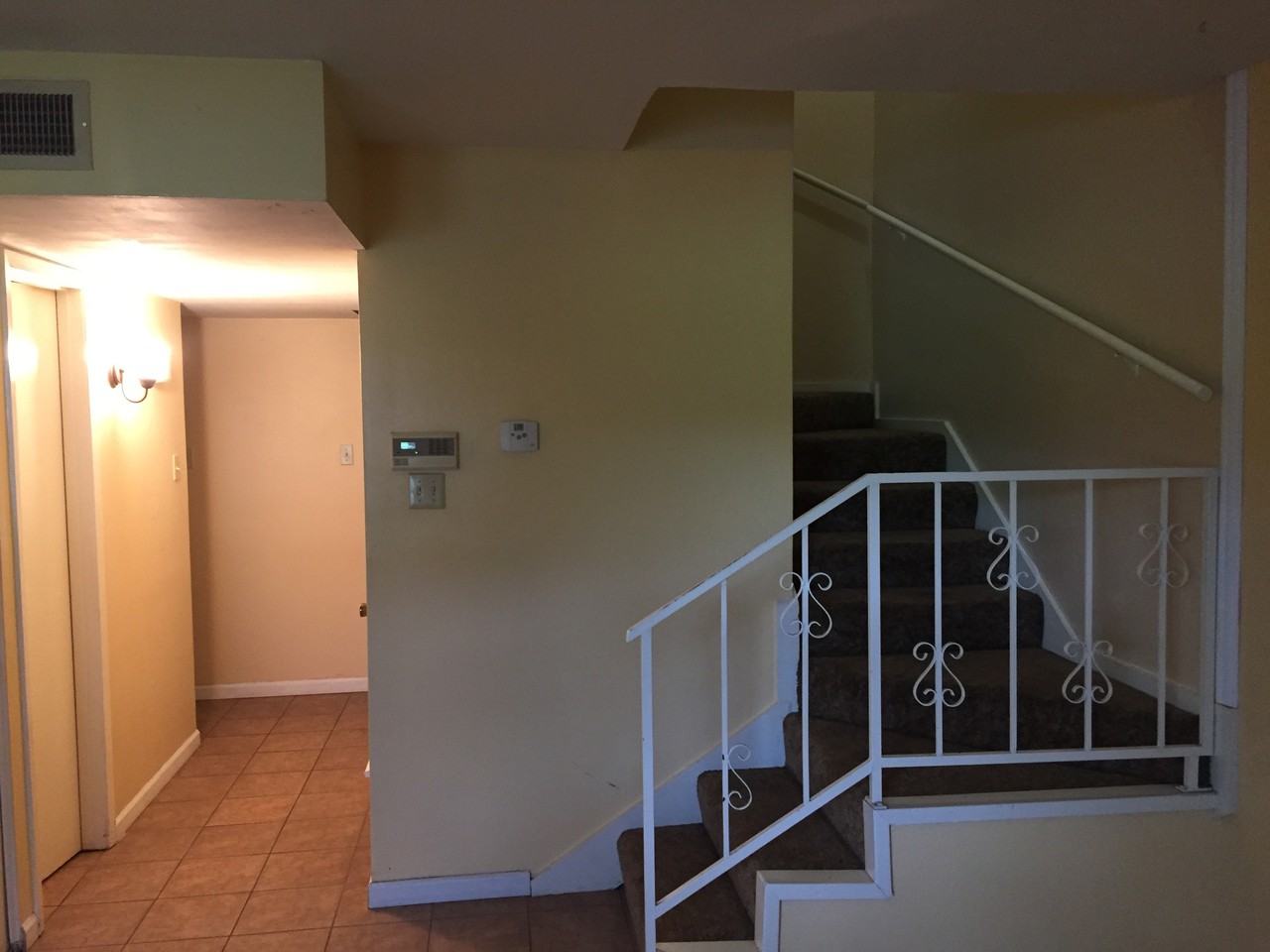 4428 Valleyfield Dr - Photo 3 of 15