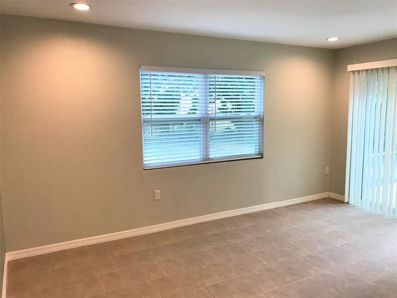 8363 Jennifer Ln - Photo 3 of 17