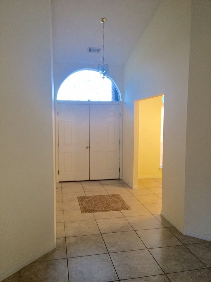 538 Batten Blvd - Photo 2 of 12