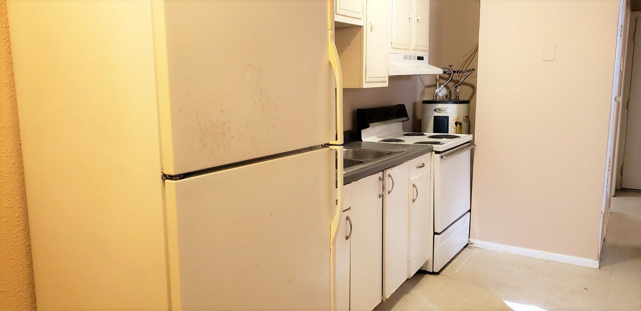 3105 W Mallory St - Photo 3 of 7