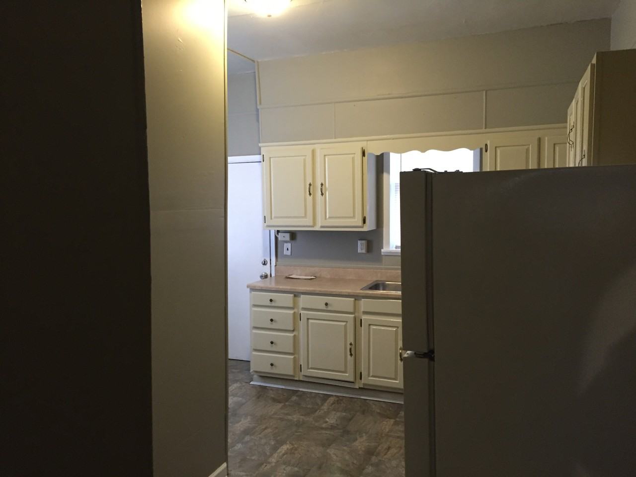 721 N 18th St - Photo 3 of 14