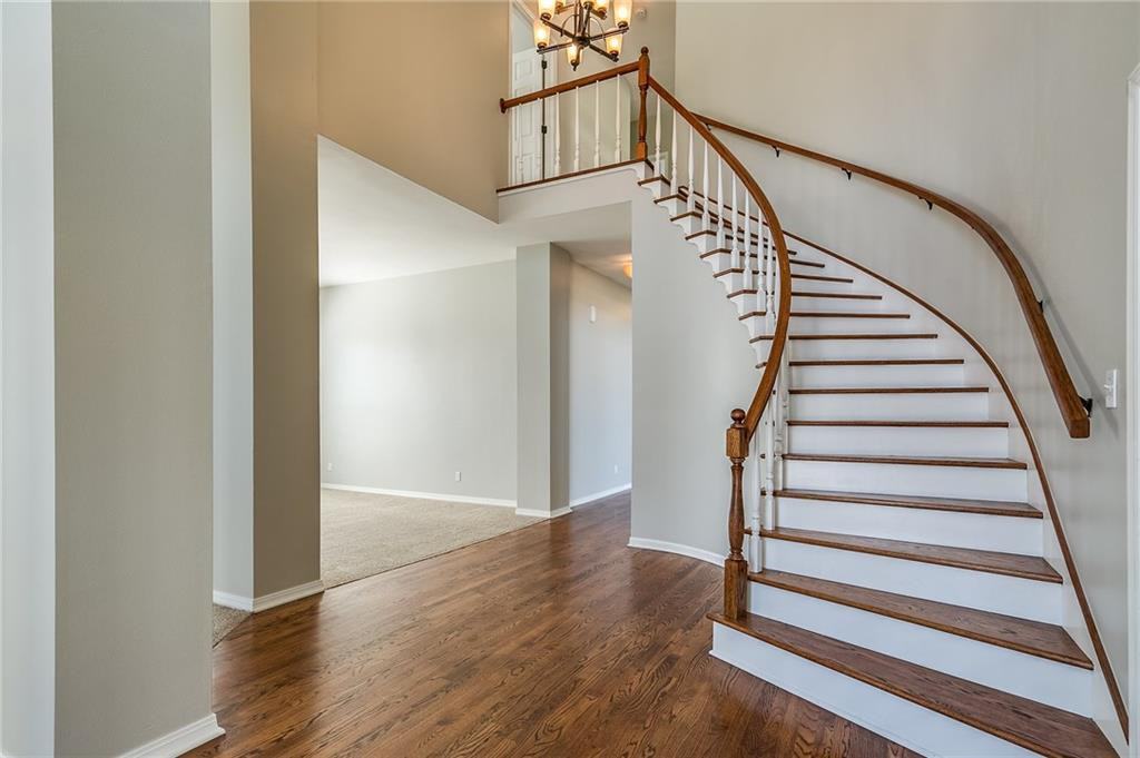 20 S Mission Hills Cir - Photo 2 of 17