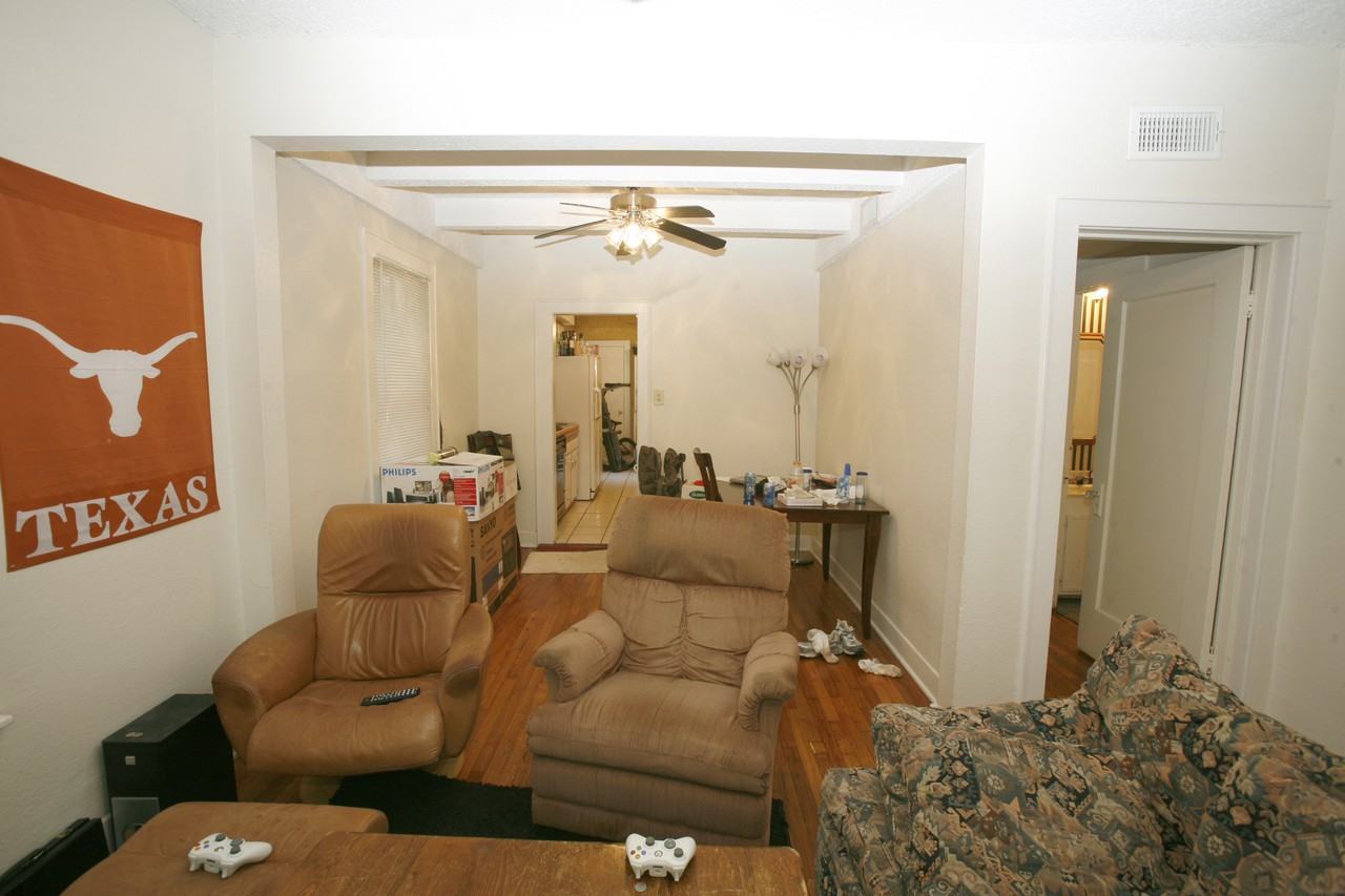 4507 Avenue F - Photo 2 of 11