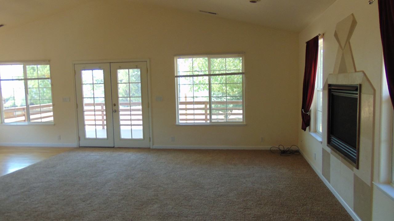 10455 Sunset Ridge Dr - Photo 3 of 24