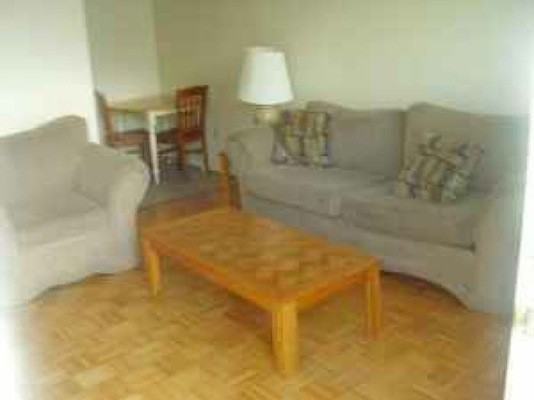 1822 Williamsburg Road - Photo 3 of 10