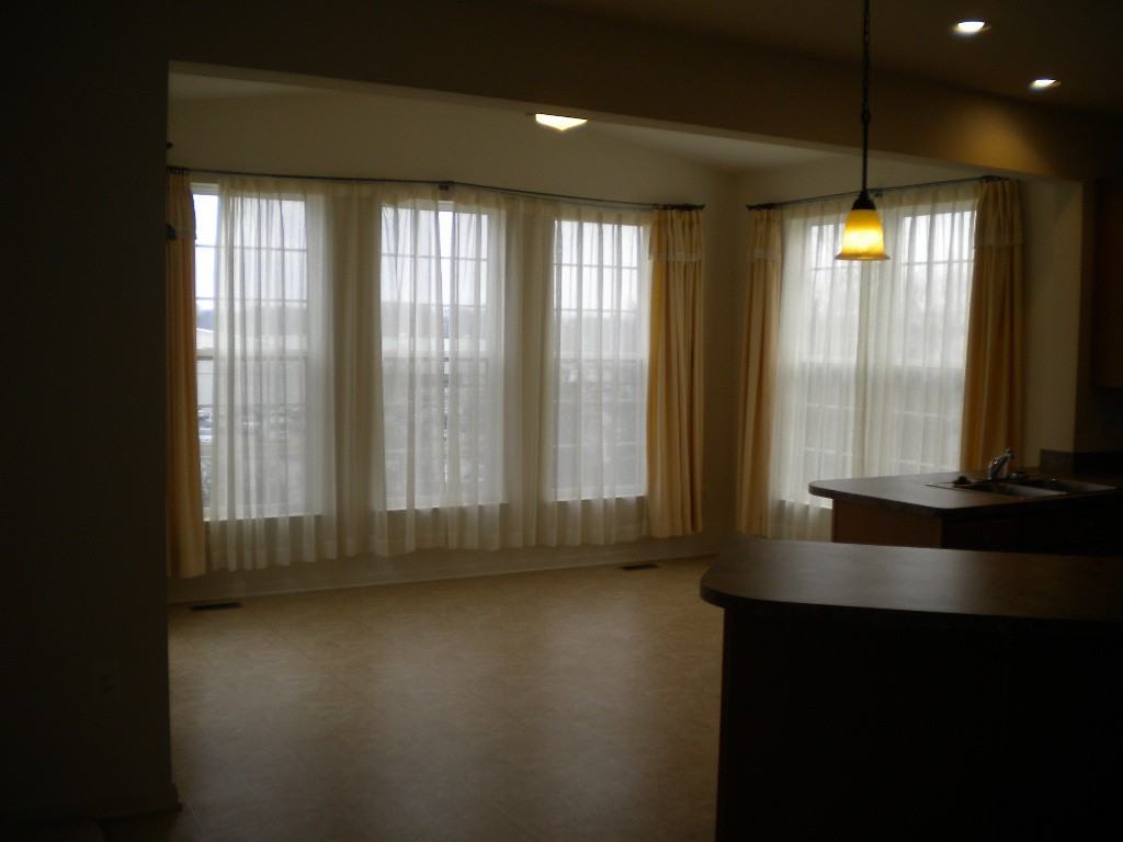 1700 Crommelins Ct - Photo 2 of 13