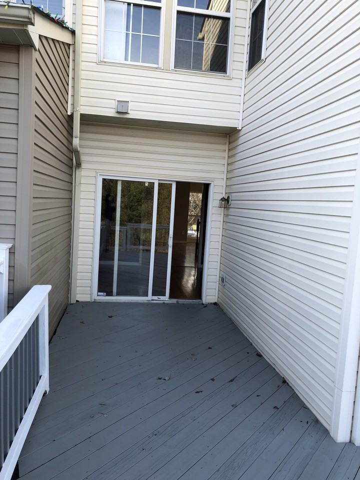 1833 Free Terrace - Photo 3 of 13