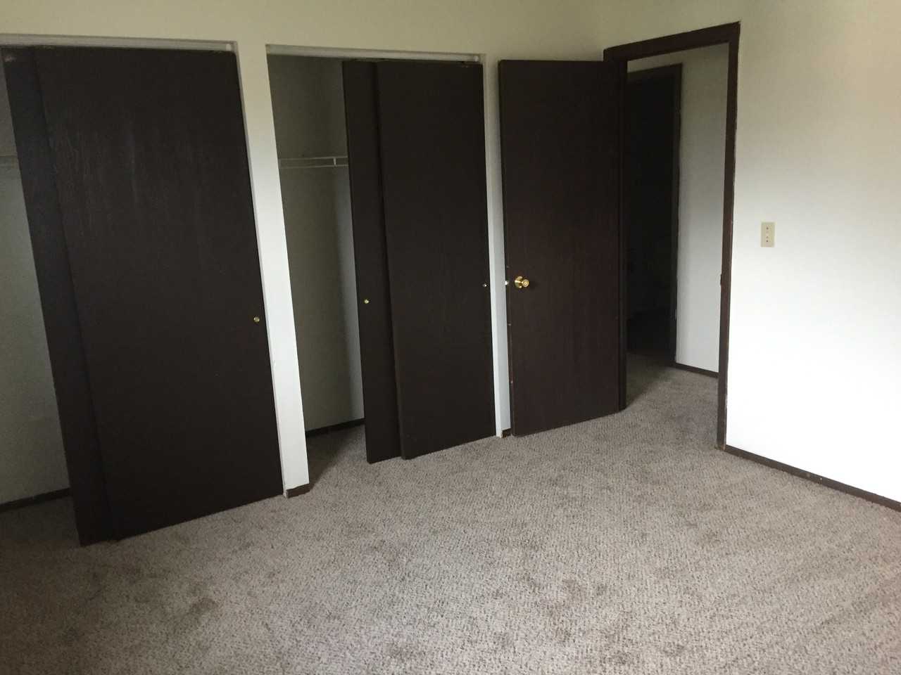 1810 Treetop Drive - Photo 3 of 30