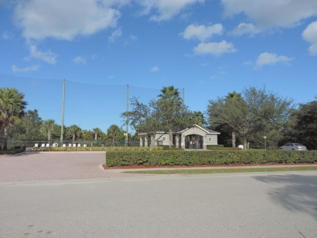 520 Rangewood Dr SE - Photo 3 of 36