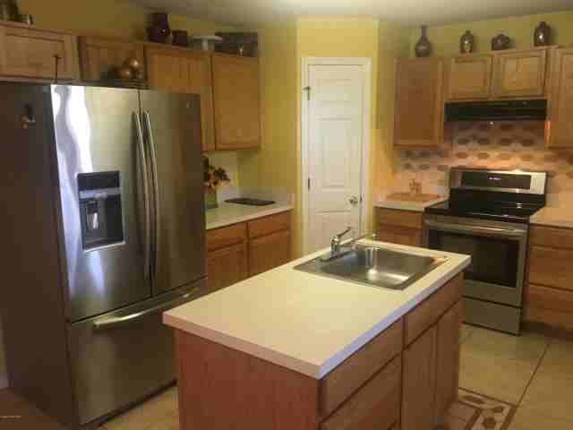 2245 Canopy Dr - Photo 3 of 20