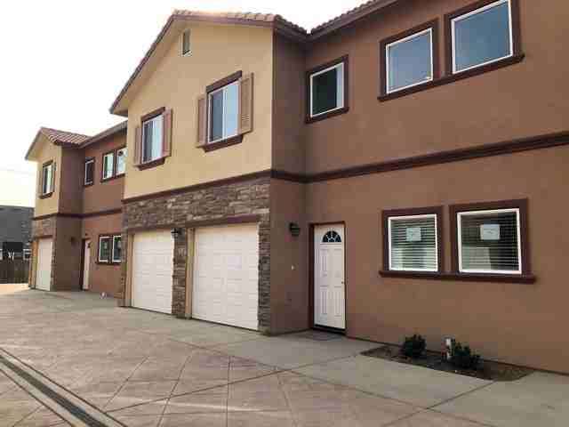 487 W Locust Ave - Photo 2 of 7