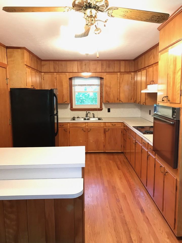 3132 Mirandy Rd - Photo 3 of 8