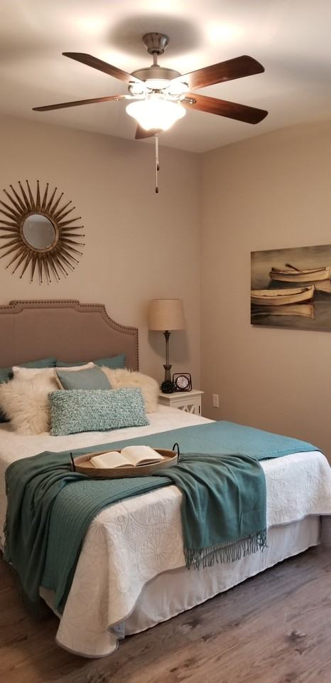 201 W Lagrange St - Photo 3 of 6